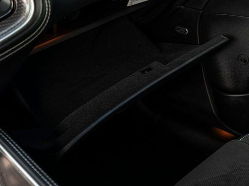 Used 2021 Dodge Challenger SRT Hellcat Redeye image 16