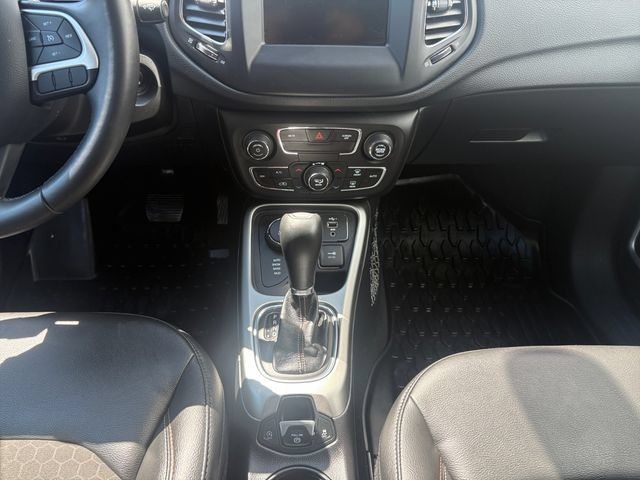 Used 2019 Jeep Compass Latitude AWD/4WD image 11
