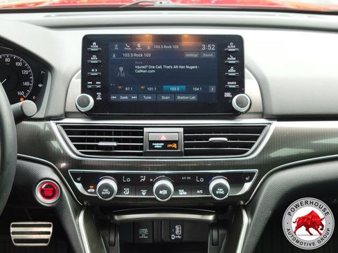 Used 2020 Honda Accord Sport image 19