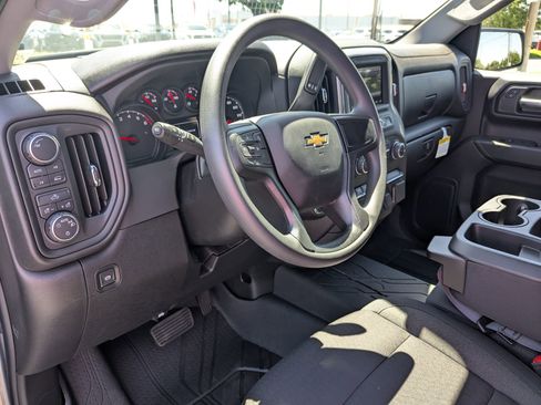 New 2025 Chevrolet Silverado 1500 Custom image 10