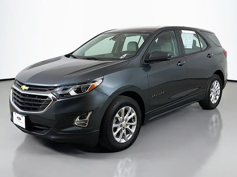 Used 2020 Chevrolet Equinox LS FWD image 6