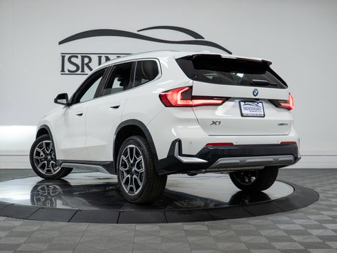 New 2025 BMW X1 xDrive28i w/ Technology Package image 28
