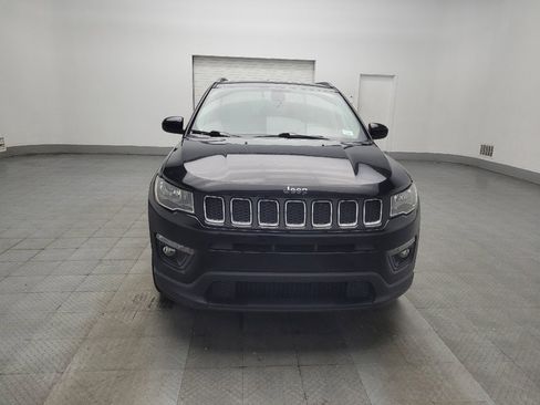 Used 2019 Jeep Compass Latitude FWD image 14