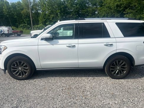Used 2020 Ford Expedition Limited AWD/4WD image 3