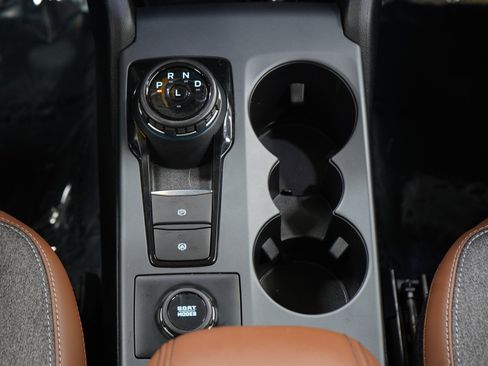Used 2024 Ford Bronco Sport Outer Banks w/ Tech Package AWD/4WD image 18