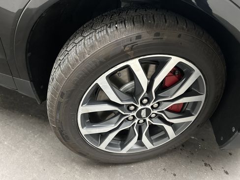 Used 2022 Cadillac XT5 Sportv w/ Platinum Package AWD/4WD image 12