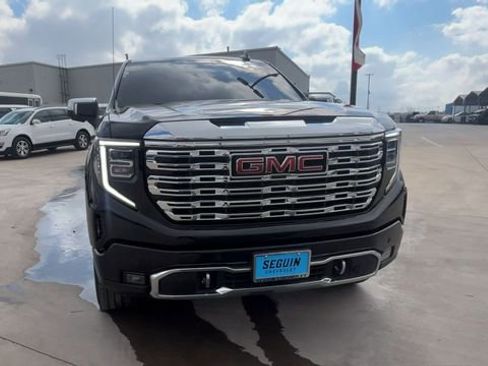 Certified 2025 GMC Sierra 1500 Denali w/ Denali Reserve Package image 3