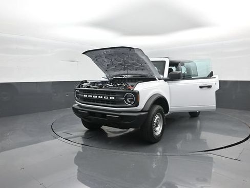 New 2026 Ford Bronco 4-Door AWD/4WD image 21