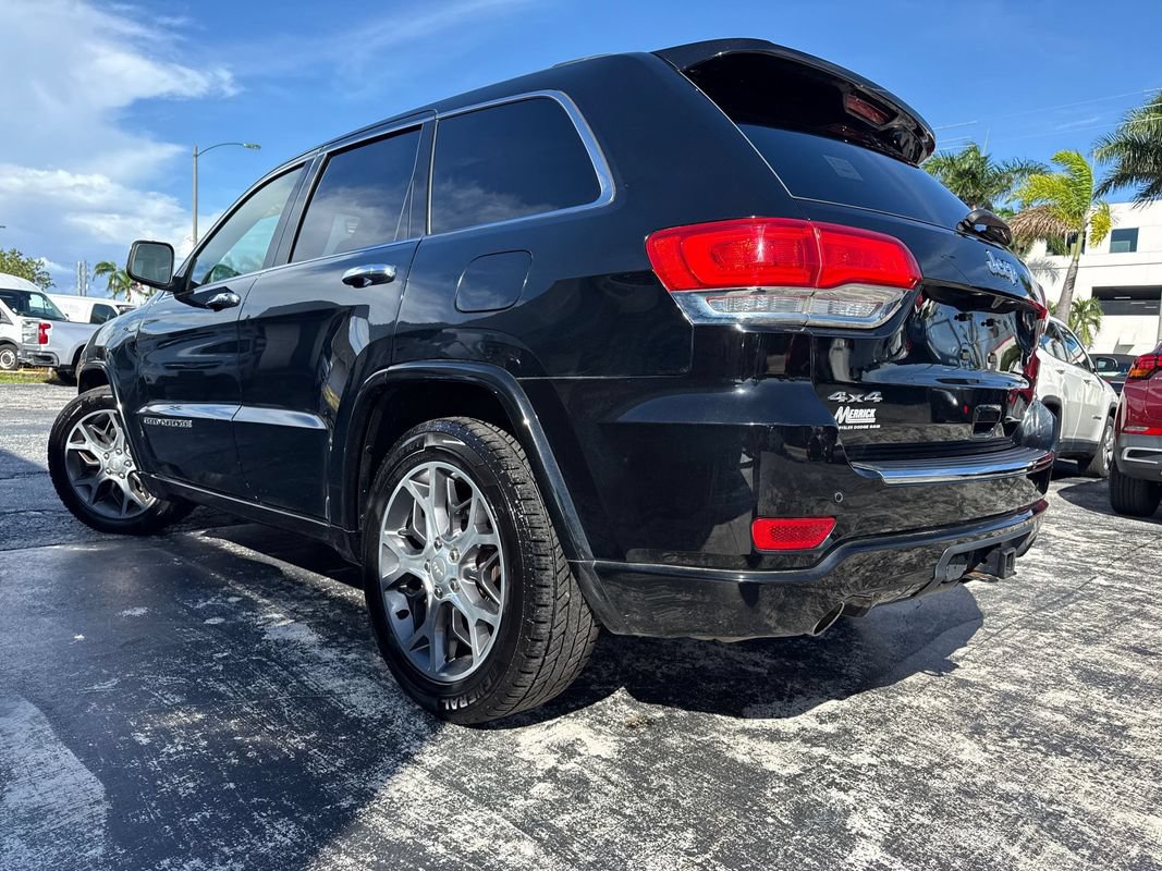 Used 2021 Jeep Grand Cherokee Overland AWD/4WD image 4