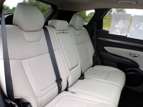 Used 2022 Hyundai Tucson Limited AWD/4WD image 18
