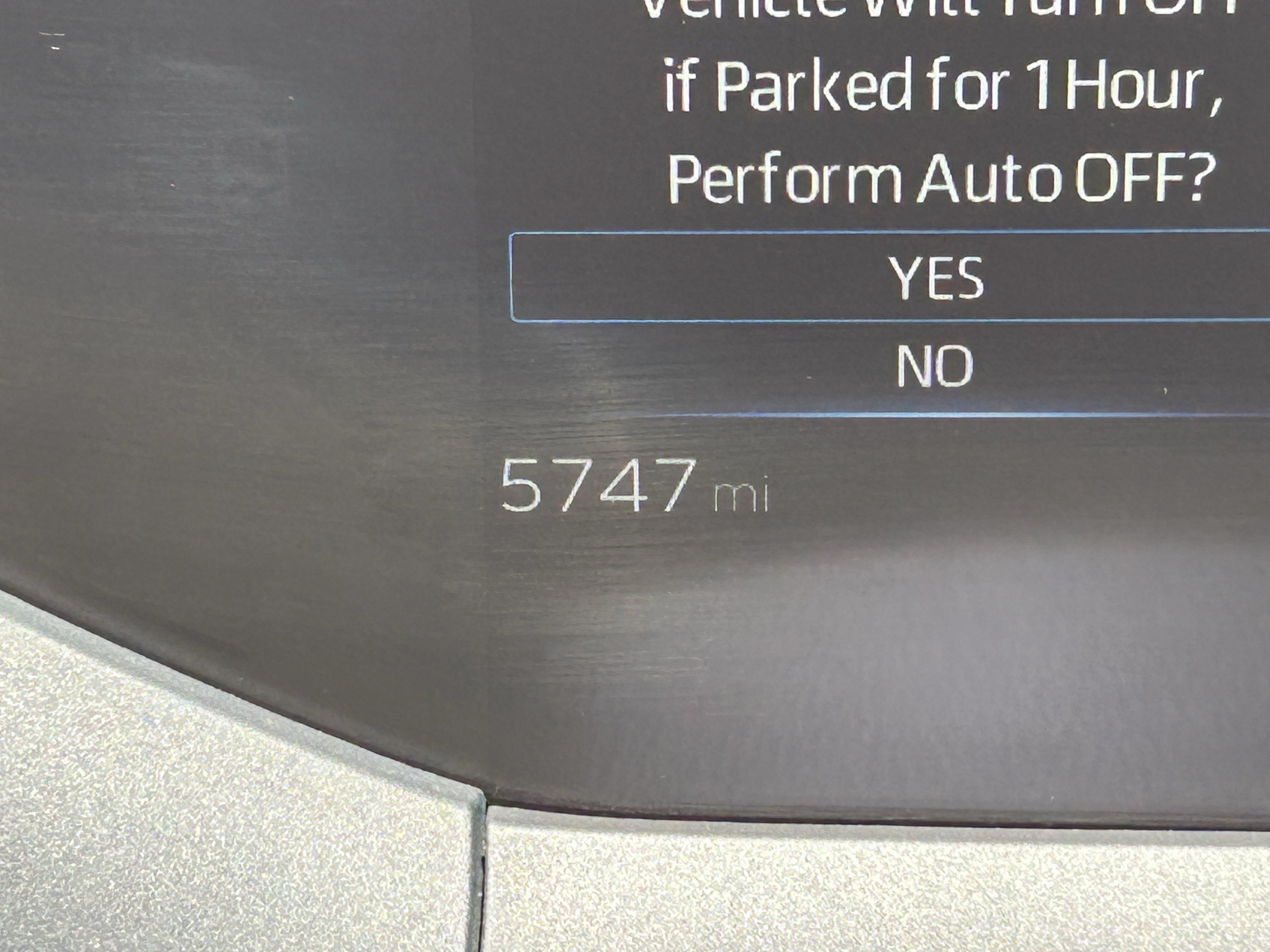 Certified 2026 Toyota Prius Plug-In Hybrid FWD image 29