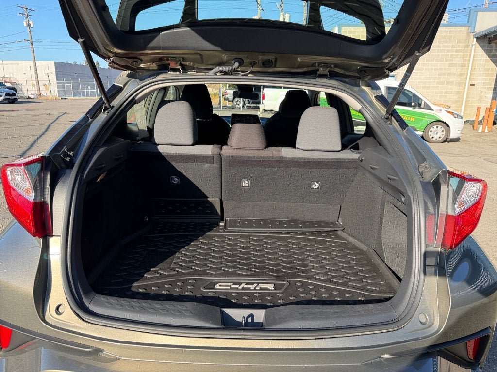 Used 2021 Toyota C-HR LE FWD image 22