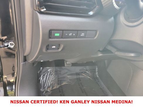 Certified 2024 Nissan Sentra SV image 37