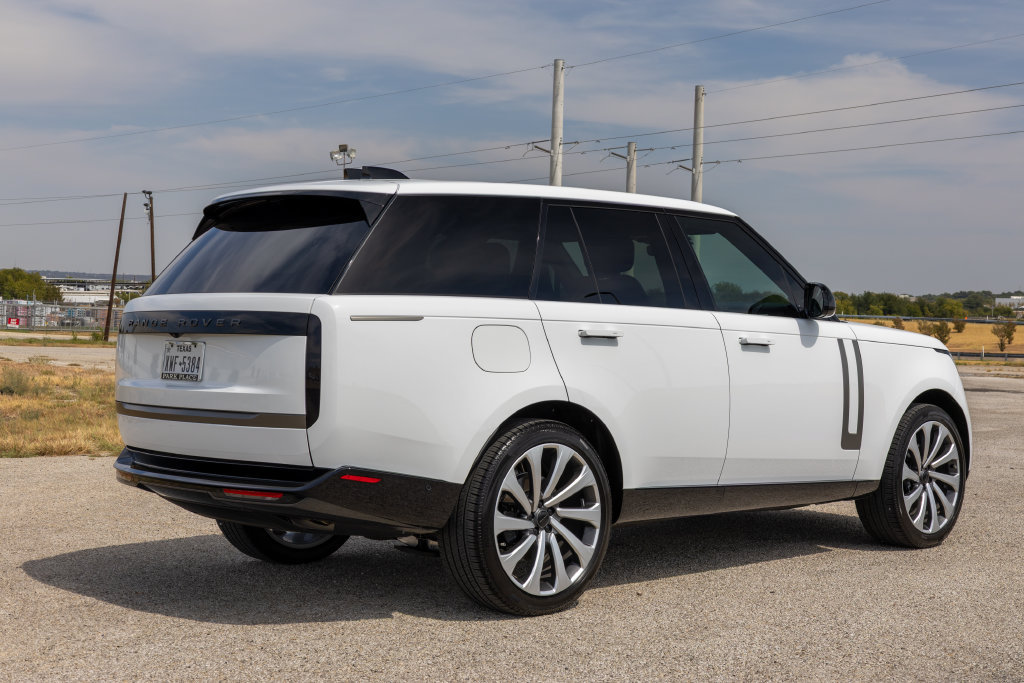 Used 2026 Land Rover Range Rover SE AWD/4WD image 7