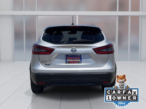 Certified 2022 Nissan Rogue Sport S FWD image 5