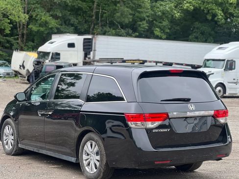 Used 2014 Honda Odyssey EX image 4