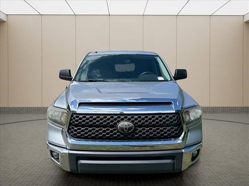 Used 2018 Toyota Tundra SR5 w/ SR5 Upgrade Package AWD/4WD image 7