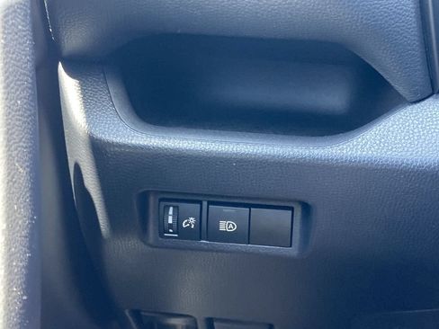 Used 2024 Toyota RAV4 XLE AWD/4WD image 13