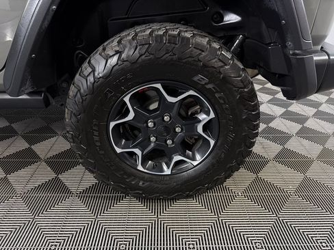 Used 2023 Jeep Wrangler Unlimited Rubicon w/ Safety Group AWD/4WD image 20