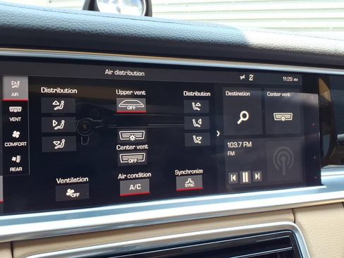 Used 2019 Porsche Panamera 4 AWD/4WD image 39