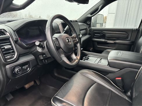 Used 2024 RAM 2500 Limited image 15