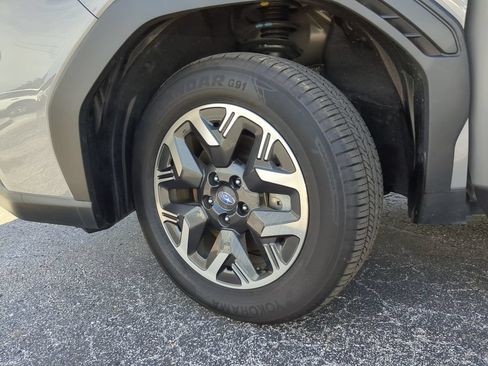 Used 2026 Subaru Forester Premium AWD/4WD image 33