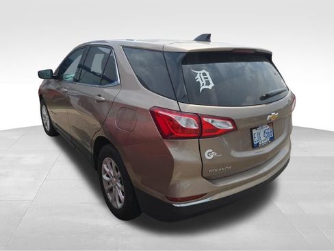 Used 2018 Chevrolet Equinox LT FWD image 4
