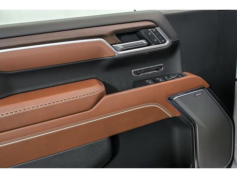 New 2026 GMC Sierra 1500 Denali Ultimate w/ LPO, Black Badging Package AWD/4WD image 6