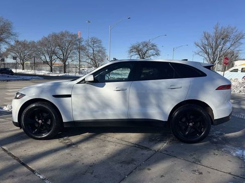 Used 2020 Jaguar F-PACE Premium image 8