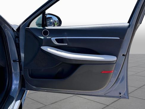 Used 2025 Hyundai Sonata SEL FWD image 21