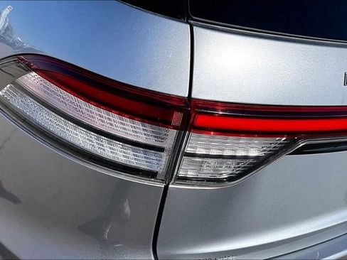 Used 2020 Lincoln Aviator Black Label image 31