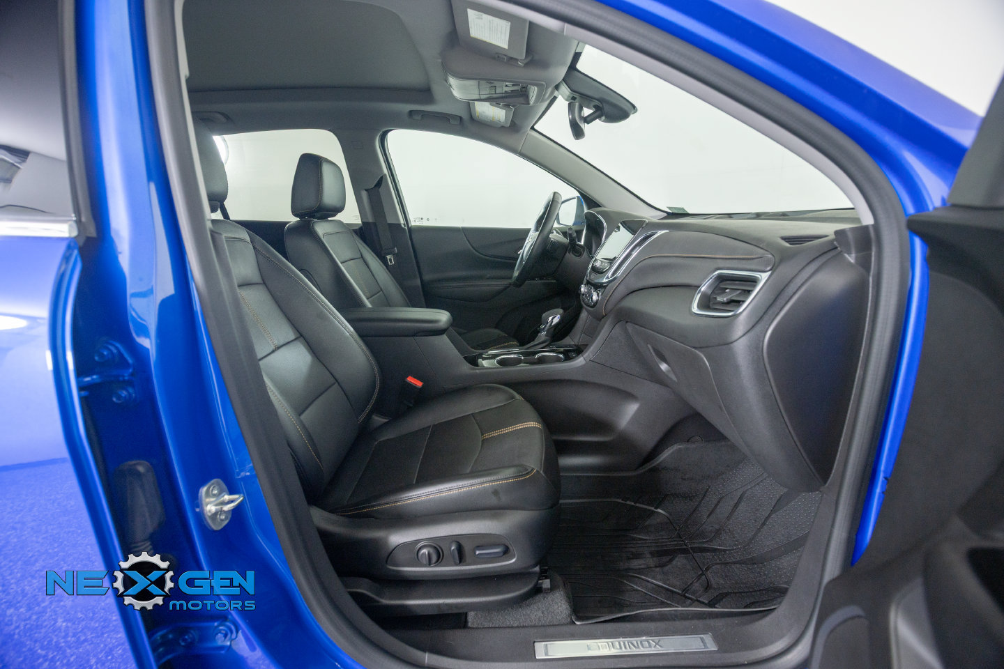 Used 2024 Chevrolet Equinox Premier AWD/4WD image 42