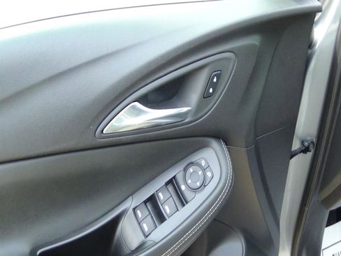Used 2025 Buick Encore GX Preferred FWD image 15