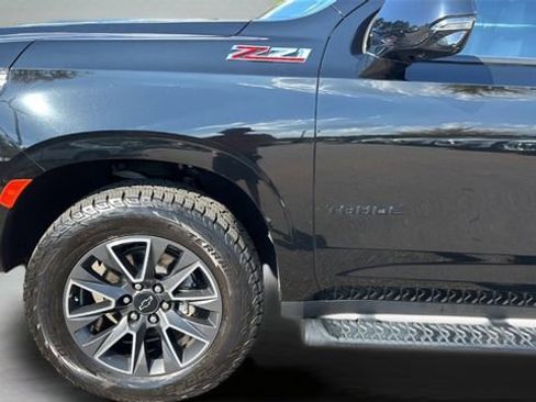 Used 2023 Chevrolet Tahoe Z71 w/ Luxury Package image 33