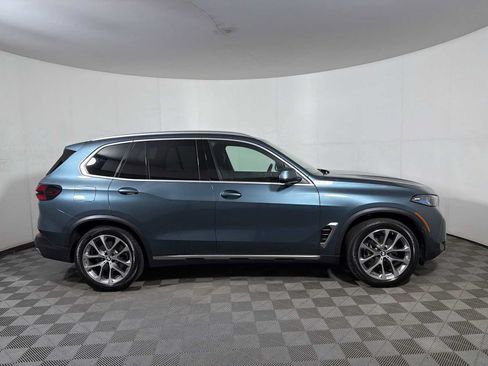 Used 2024 BMW X5 xDrive40i w/ Premium Package AWD/4WD image 7