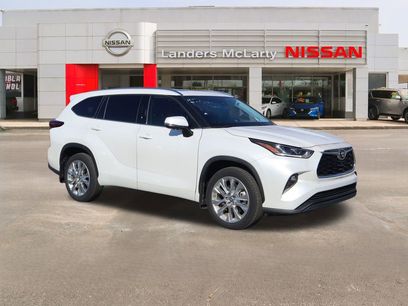 Used 2024 Toyota Highlander Limited