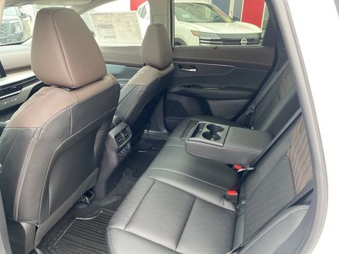 New 2026 Nissan Murano Platinum w/ Cargo Package AWD/4WD image 18