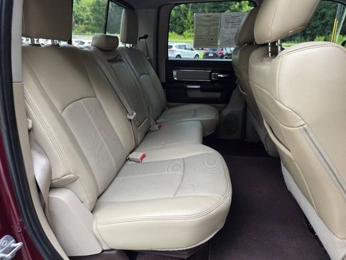 Used 2018 RAM 1500 Laramie w/ Convenience Group AWD/4WD image 28