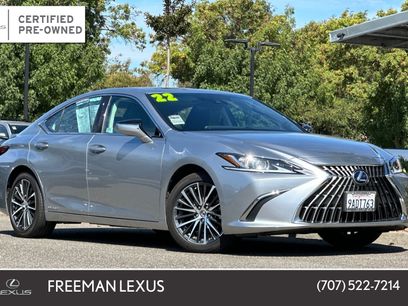 Certified 2022 Lexus ES 300h w/ Premium Package