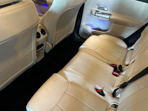 Certified 2025 Mercedes-Benz GLB 250 4MATIC image 14