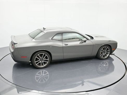 Used 2023 Dodge Challenger R/T image 33