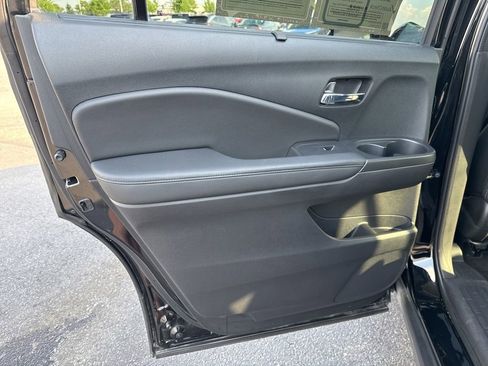 Certified 2022 Honda Pilot Touring image 34
