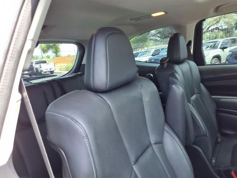 Used 2023 Subaru Ascent Touring AWD/4WD image 23