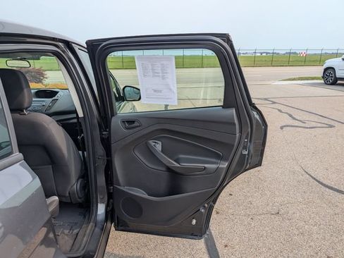 Used 2018 Ford Escape S FWD image 6