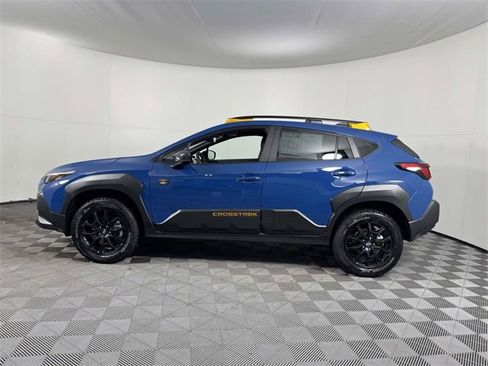 Used 2025 Subaru Crosstrek 2.5i Wilderness image 11