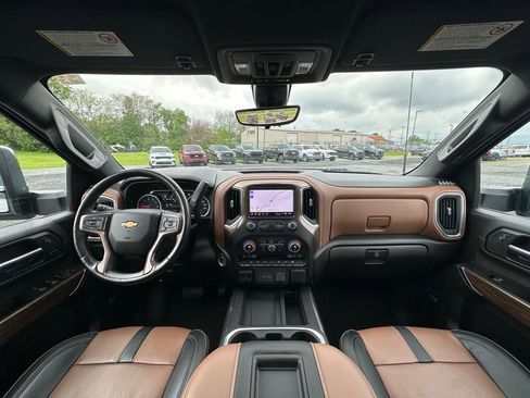 Used 2022 Chevrolet Silverado 3500 High Country AWD/4WD image 9