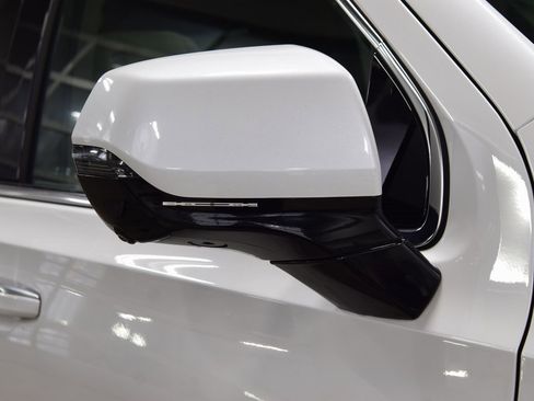 Used 2023 Cadillac Escalade ESV Premium Luxury Platinum w/ Heavy-Duty Trailer Package image 16