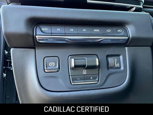 Used 2026 Cadillac Escalade ESV Platinum Sport w/ LPO, ONYX Package AWD/4WD image 33