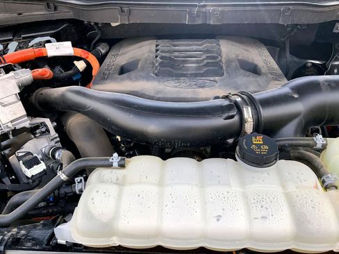 Certified 2023 Ford F150 Lariat AWD/4WD image 33