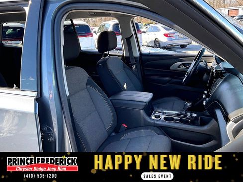 Used 2020 Chevrolet Traverse LT w/ Driver Confidence II Package image 7